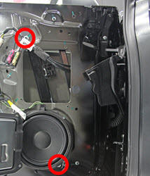 Inboard/Outboard Adjustment