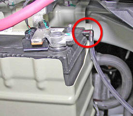 Cage - Battery - Auxiliary - 12V (Remove and Replace)