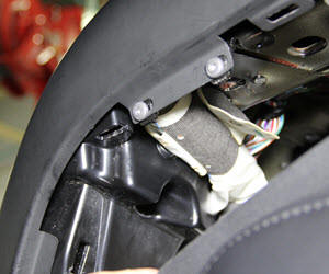 Curtain Air Bag - Driver's (Remove and Replace)