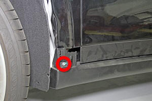 Molding - Rocker Panel - LH (Remove and Replace)